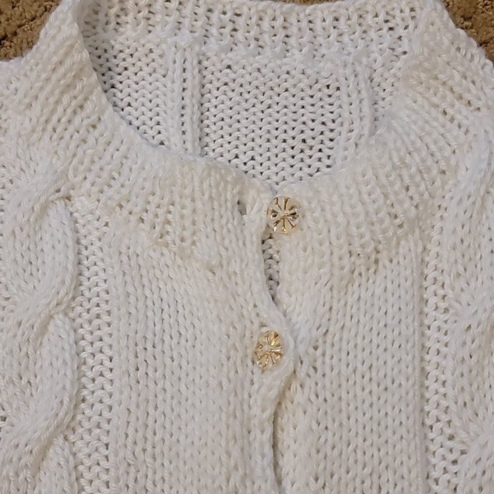 Hand knitted cardigan. - Picture 9 of 10